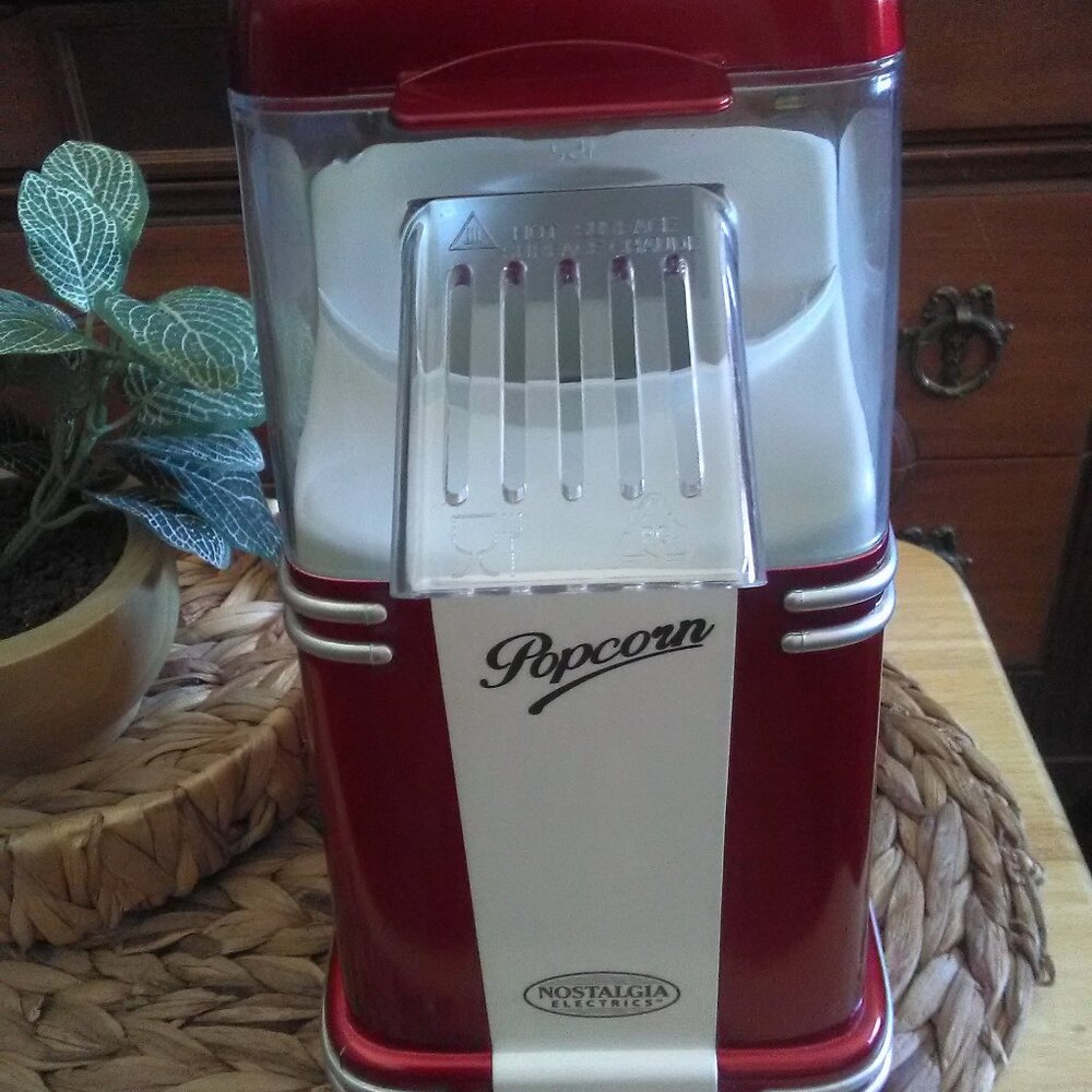 NOSTALGIA Retro Hot Air Popcorn Maker